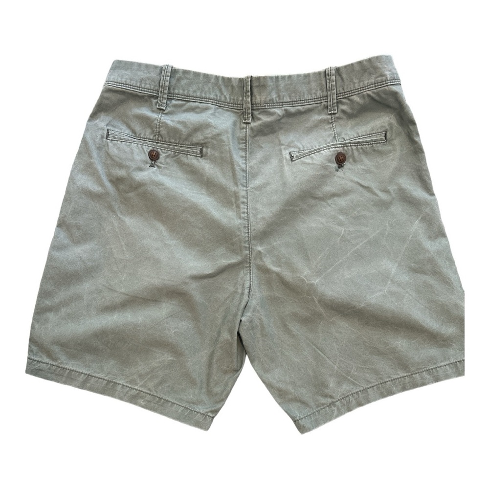 EXPRESS MENS CLASSIC‎ FIT SHORTS. Light army green size 34. 8 inch inseam - Picture 2 of 7